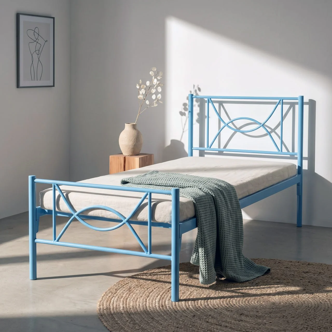 FUZZY with FREE Mattress - Image 4